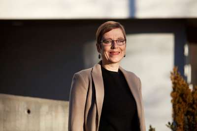 Mari Velsand meiner det er positivt at Hurdalsplattformen viser at regjeringa er opptekne av kvalitet og mangfald i redaktørstyrte medium. Foto Mathias Fossum / Medietilsynet