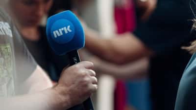 Ett av forslagene fra regjeringen er at de direkte mediestøtteordningene og midlene til NRK skal justeres i tråd med pris- og lønnsvekst de kommende fire årene. Foto Medietilsynet