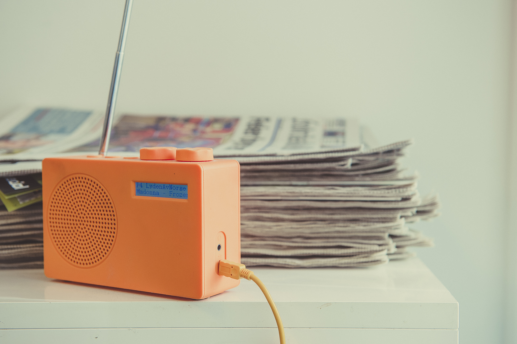 Radio og aviser. Foto Medietilsynet